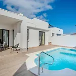 Casa Maurizio - Heated Pool, Hot Tub & Hammam بلايا بلانكا