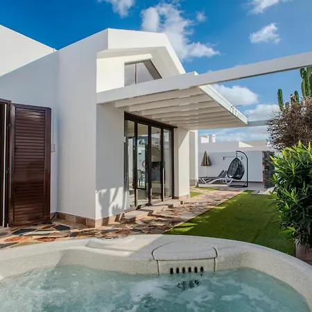 Casa Maurizio - Heated Pool, Hot Tub & Hammam Playa Blanca (Lanzarote)