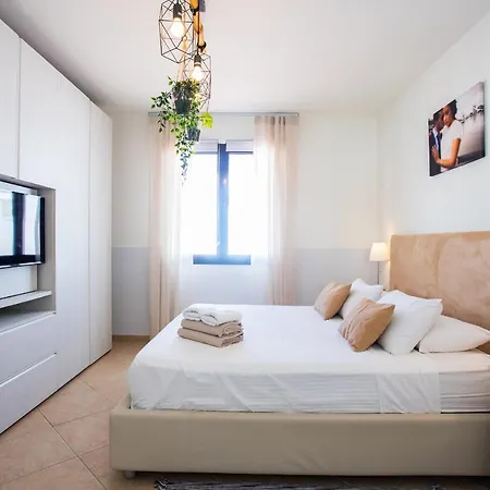 Villa Casa Maurizio - Heated Pool, Hot Tub & Hammam *