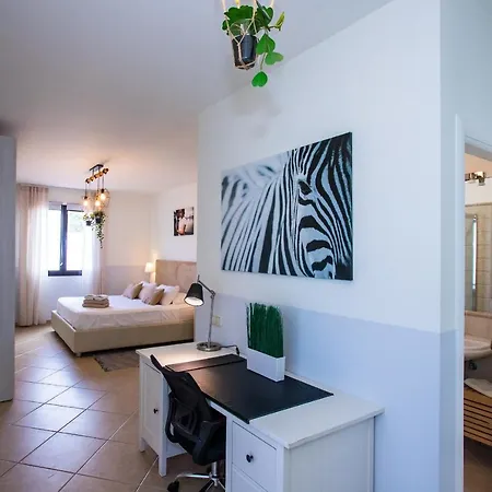 Casa Maurizio - Heated Pool, Hot Tub & Hammam