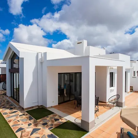 Casa Maurizio - Heated Pool, Hot Tub & Hammam