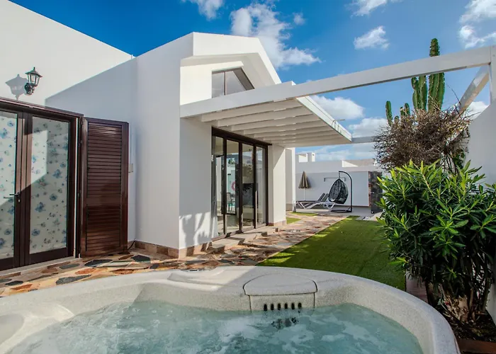 Casa Maurizio - Heated Pool, Hot Tub & Hammam Playa Blanca (Lanzarote)