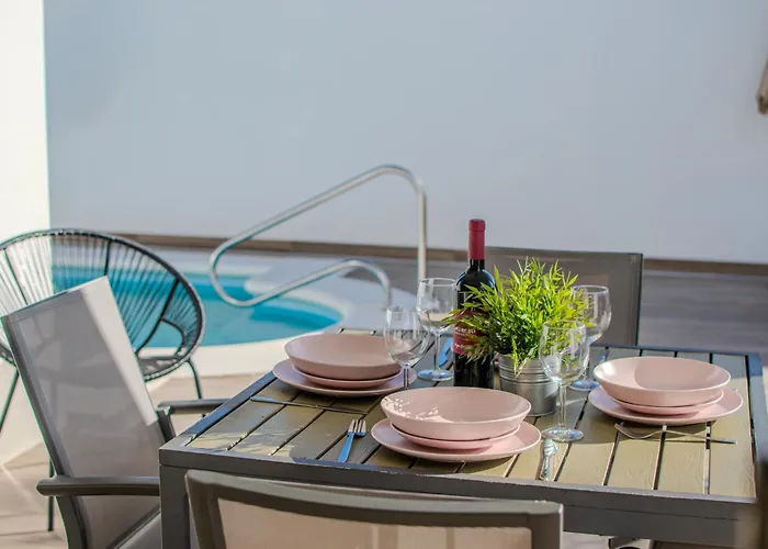 Villa Casa Maurizio - Heated Pool, Hot Tub & Hammam